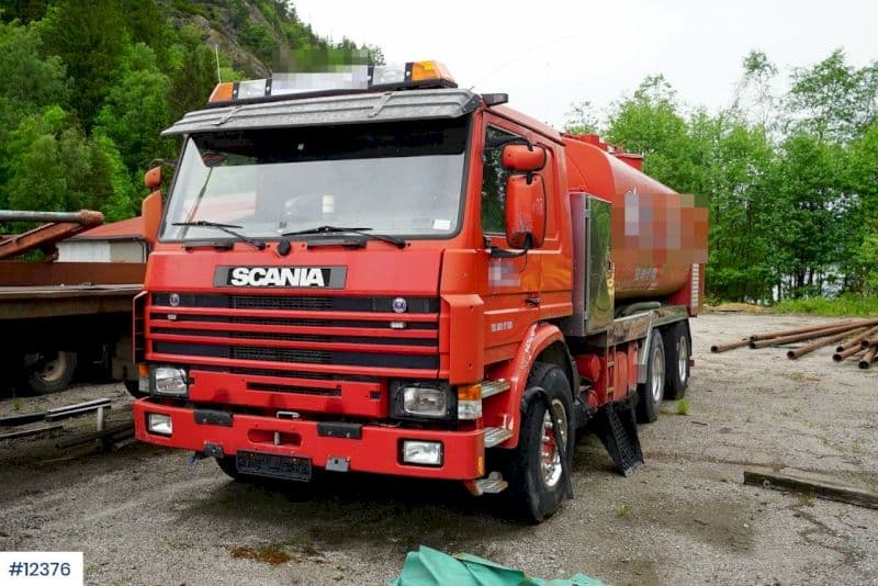 1994 Scania suge- & spylebil 