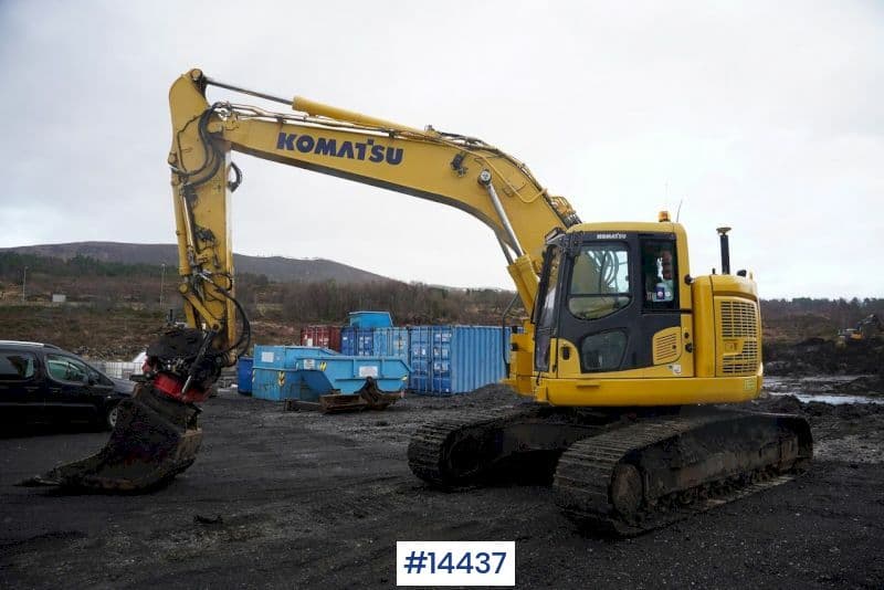  2017 Komatsu PC228USLC-10 Crawler Excavator w/ GPS, Rototilt and 2 buckets.