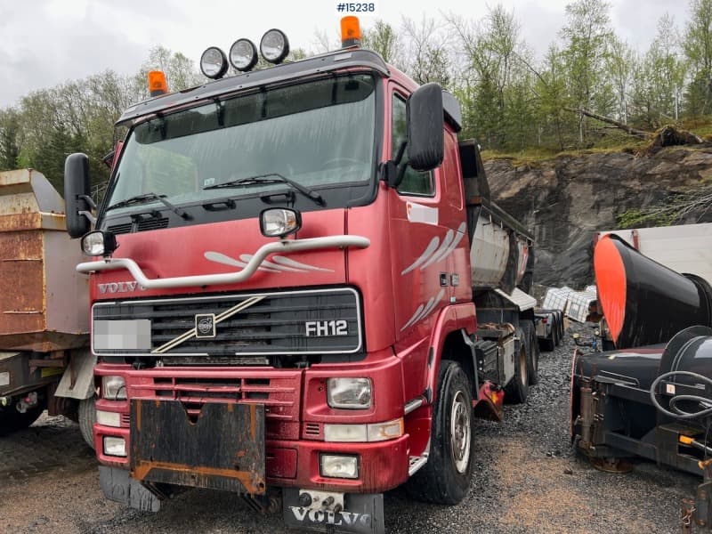 2000 Volvo FH12 Tipper 6x2 w/ plowing rig and underlying plow