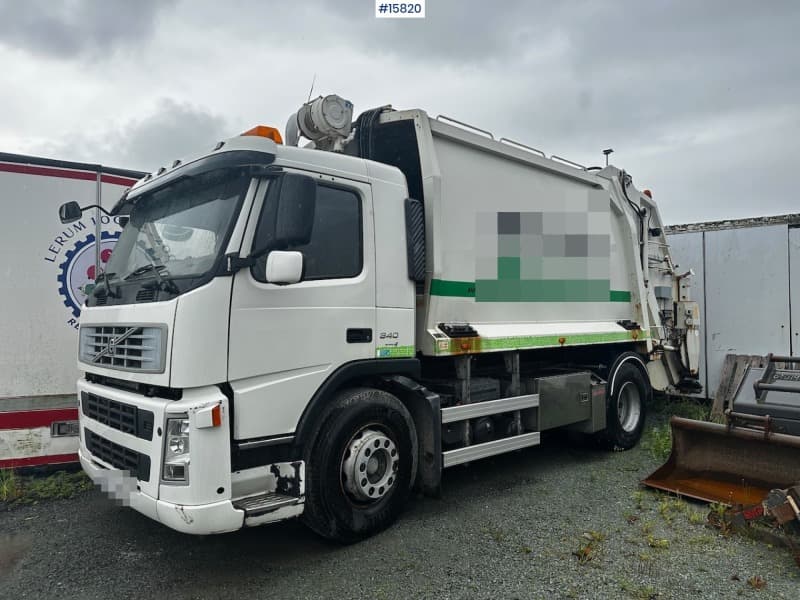  2007 Volvo FM 340 4x2 Compactor truck w/ Norba superstructure. 1 chamber. Low KM.