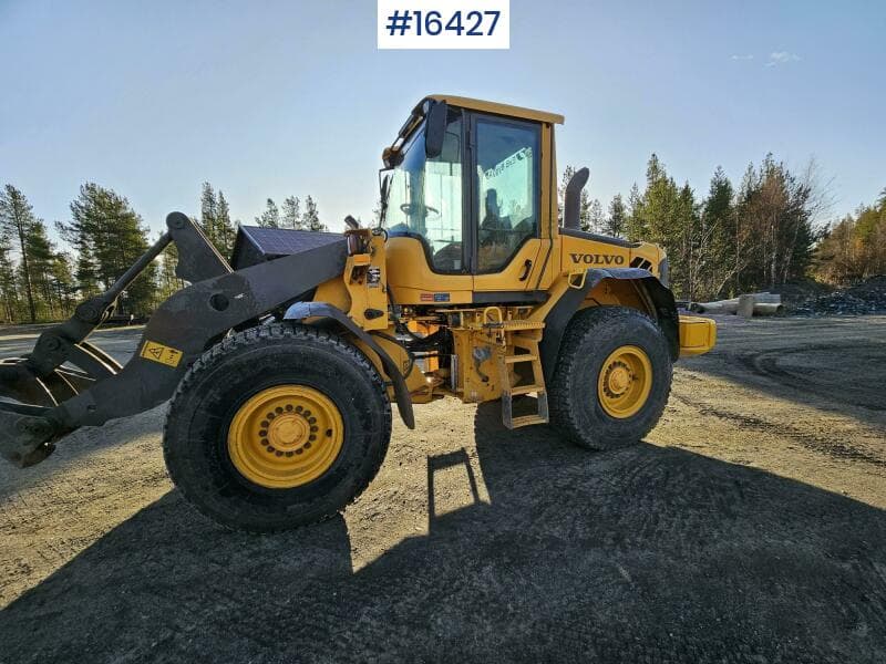 2008 Volvo L70F wheel loader w/ 3rd and 4th function WATCH VIDEO