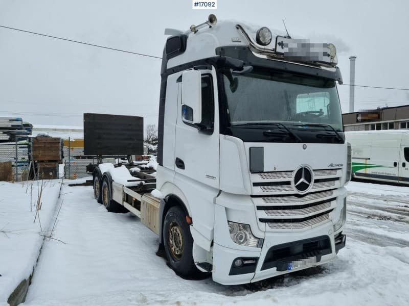 2013 Mercedes  Actros 2551 container bil selges m/henger