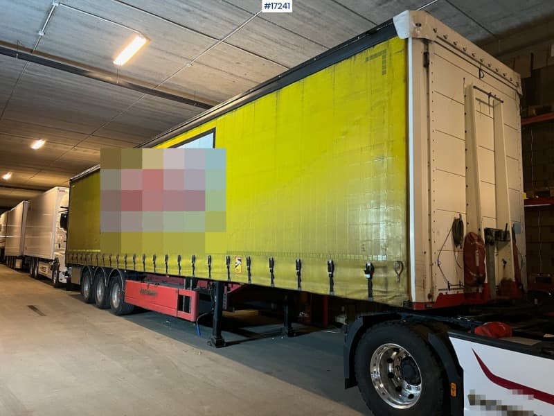  2015 Nordic Trailer curtain semi w/ full side opening on both sides