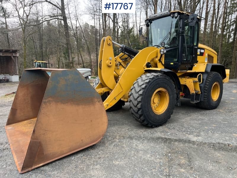  2019 Caterpillar 938M wheel loader w/ bucket WATCH VIDEO