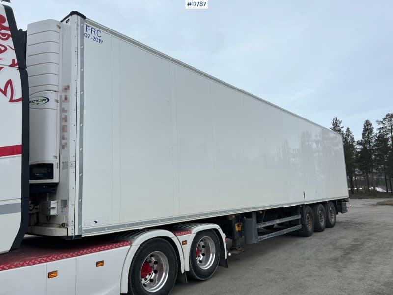 2013 Schmitz Cargobull cool/freezer trailer w/ new major service on unit