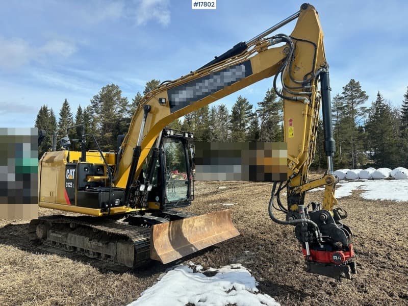 2016 CAT 312EL Tracked excavator w/ Rototilt and 2 buckets. 4550 Hours!