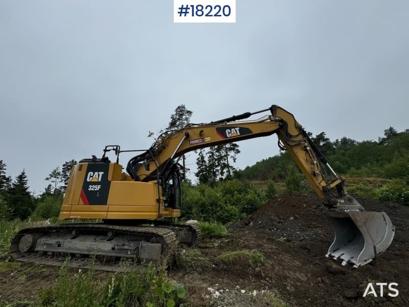 2019 CAT 325 FLCR Tracked excavator w/ tilt, GPS and 2 buckets. WATCH VIDEO