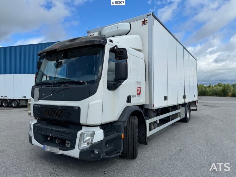 2016 Volvo FE320 4x2 skapbil m/ full sideåpning SE VIDEO