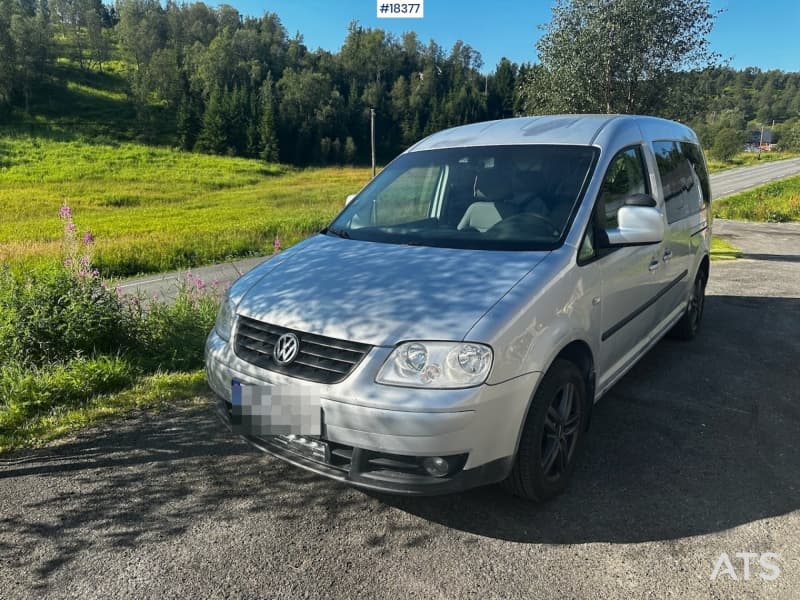 2009 Volkswagen Caddy 7 seter. M/helt nye sommer- og vinterdekk