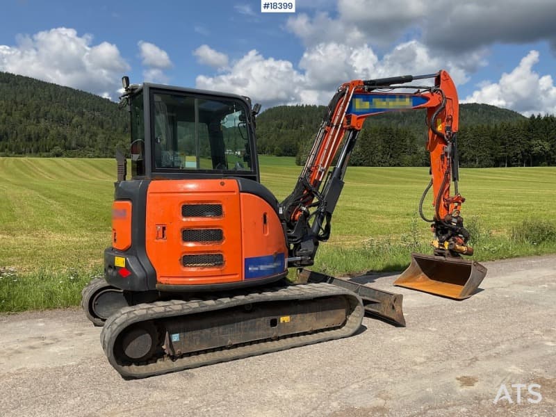 2017 Hitachi ZX55U-5A w/ Rototilt and 2 buckets.