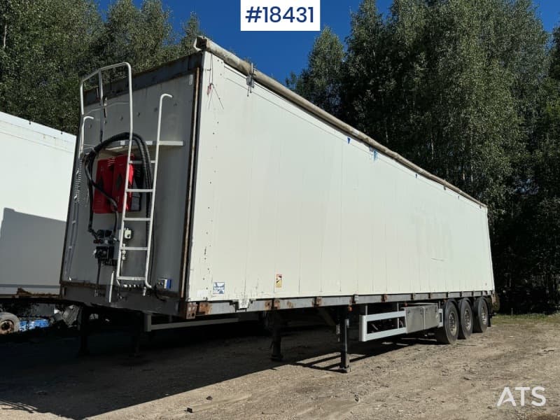 2010 Kraker walking floor trailer