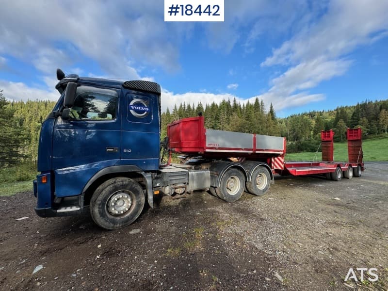 2005 Volvo FH 16 6x4 with Vang machine trailer