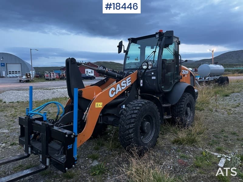 2018 Case 321F w/ Pallet forks, Folding wing bucket and Planer bucket. See hours! WATCH VIDEO