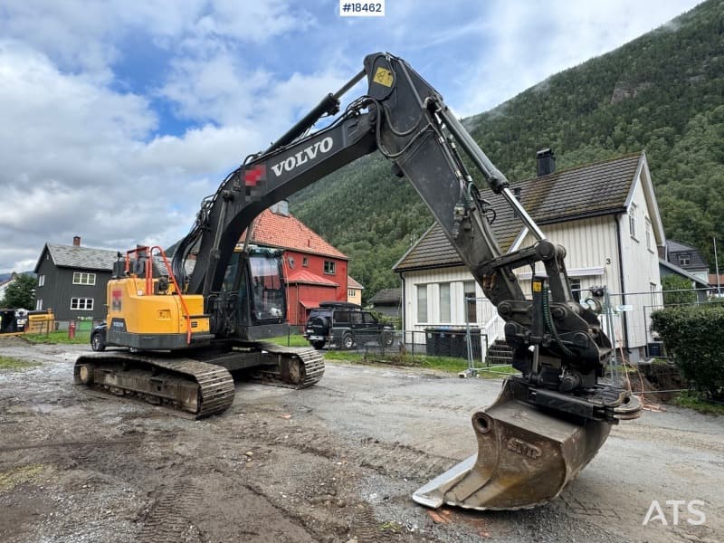 2016 Volvo ECR235EL Beltegraver m/ 3 skuffer, tilt og GPS SE VIDEO