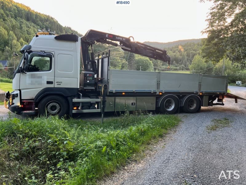 2016 Volvo 450 FM 6x4 w/ 2016 19t/m Hiab crane and Zepro lift on rear flatbed WATCH VIDEO