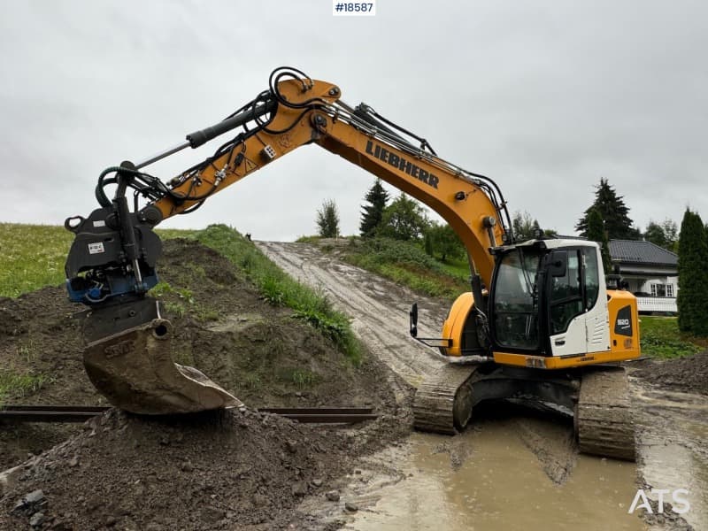 2020 Liebherr R920 Compact LC beltegraver m/ tilt og pusseskuffe