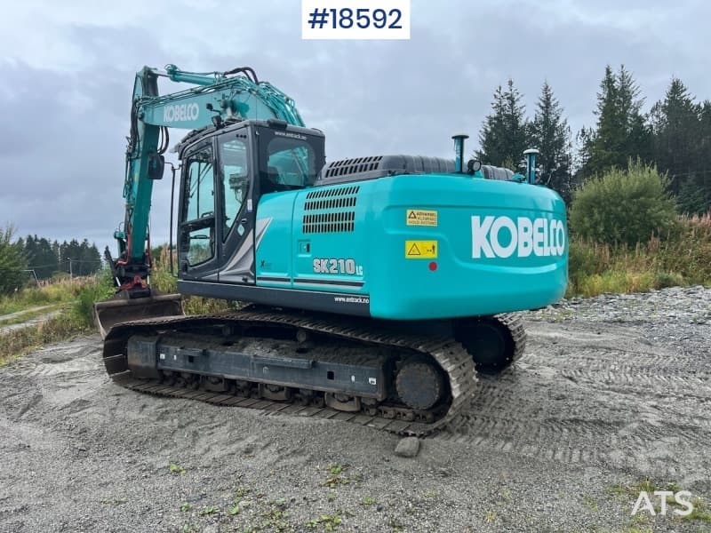 2021 kobelco Sk210LC-11 gravemaskin m/ graveskuffe 