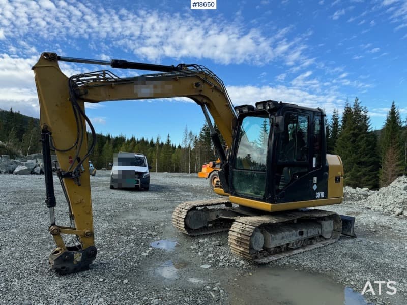 2011 CAT 307D Tracked excavator w/ tilt and sanding bucket WATCH VIDEO