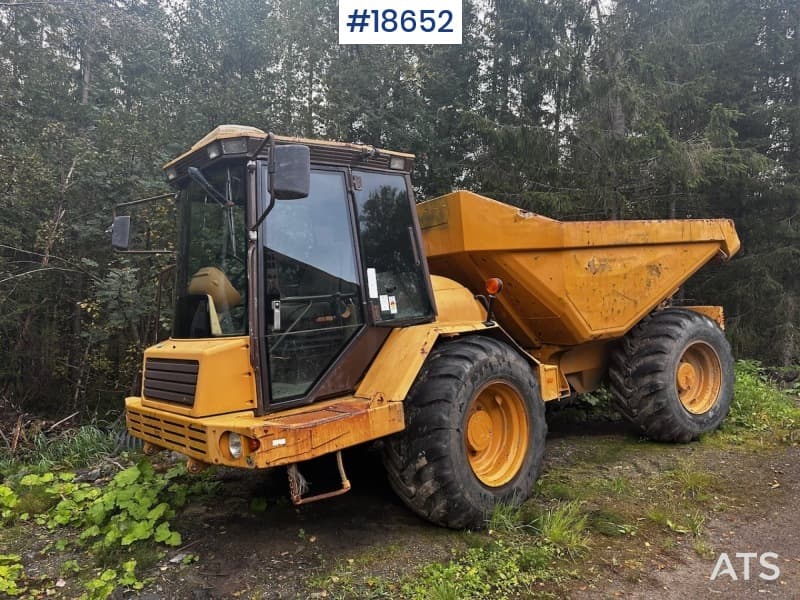 2001 Hydrema 912 dumper w/ chains