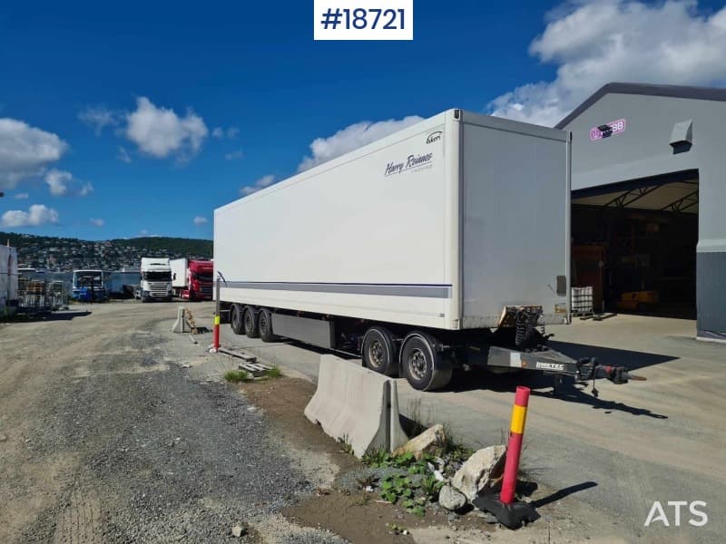 2019 Ekeri 3-axle cabinet trailer w/ full side opening.