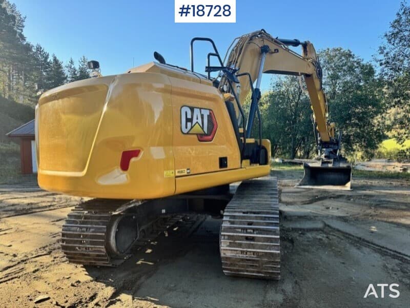 2022 CAT 317 Beltegraver m/ Rototilt og 3 skuffer. 635 timer!