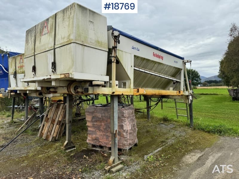 2006 Falkoping C-7 Salt spreader w/ Control panel.