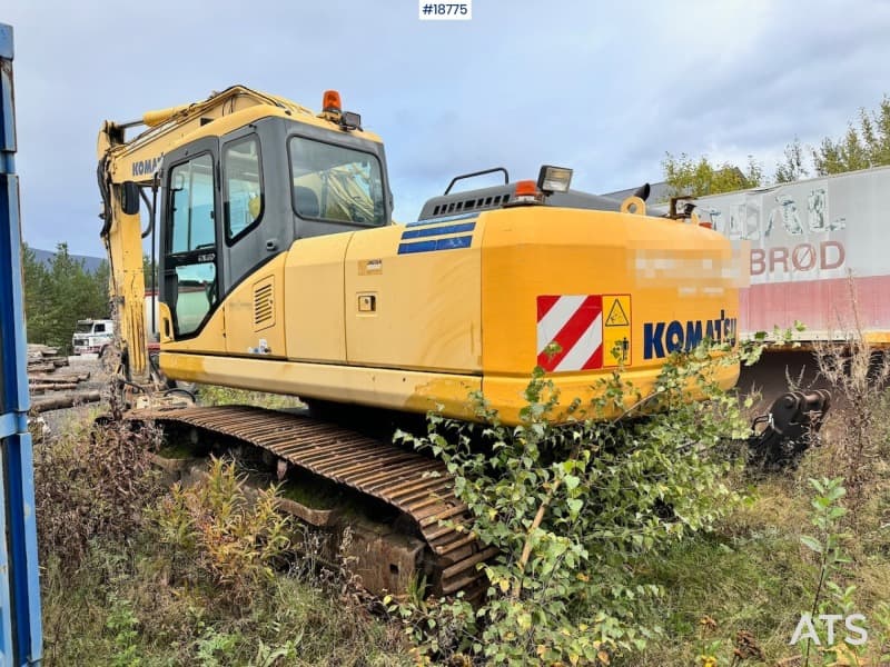 2005 Komatsu PC210LC-7K Beltegraver m/ Graveskuffe.