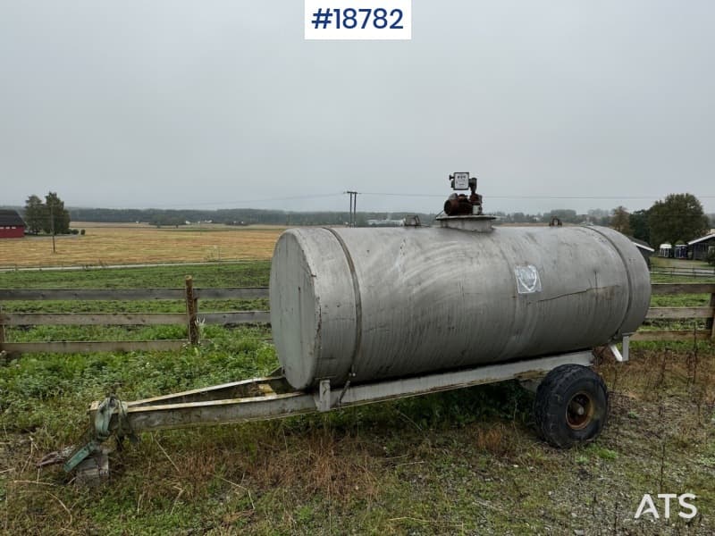 3000L Tank trailer