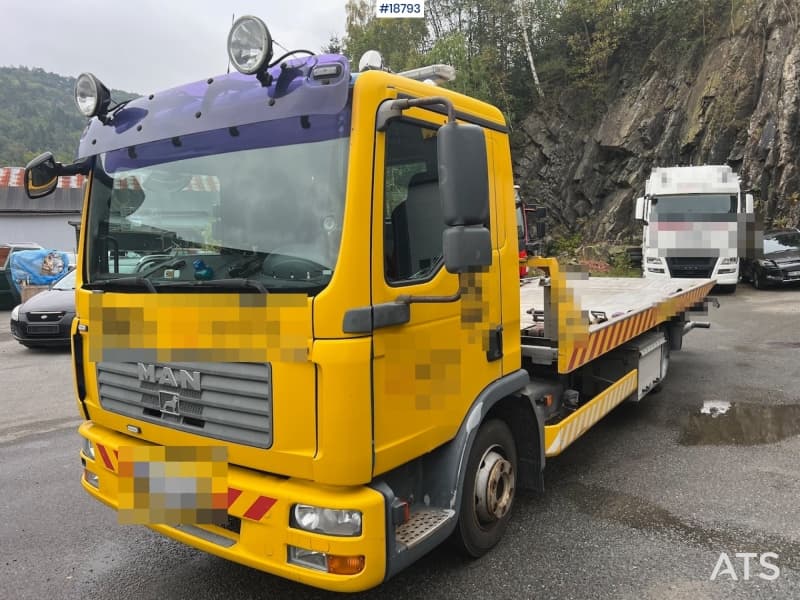  2008 Mon TGL Tow truck w/ 3.5 t winch 